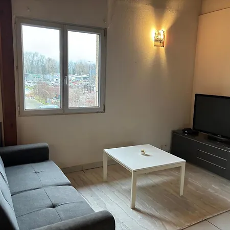 Apartament Au Porte De Geneve *